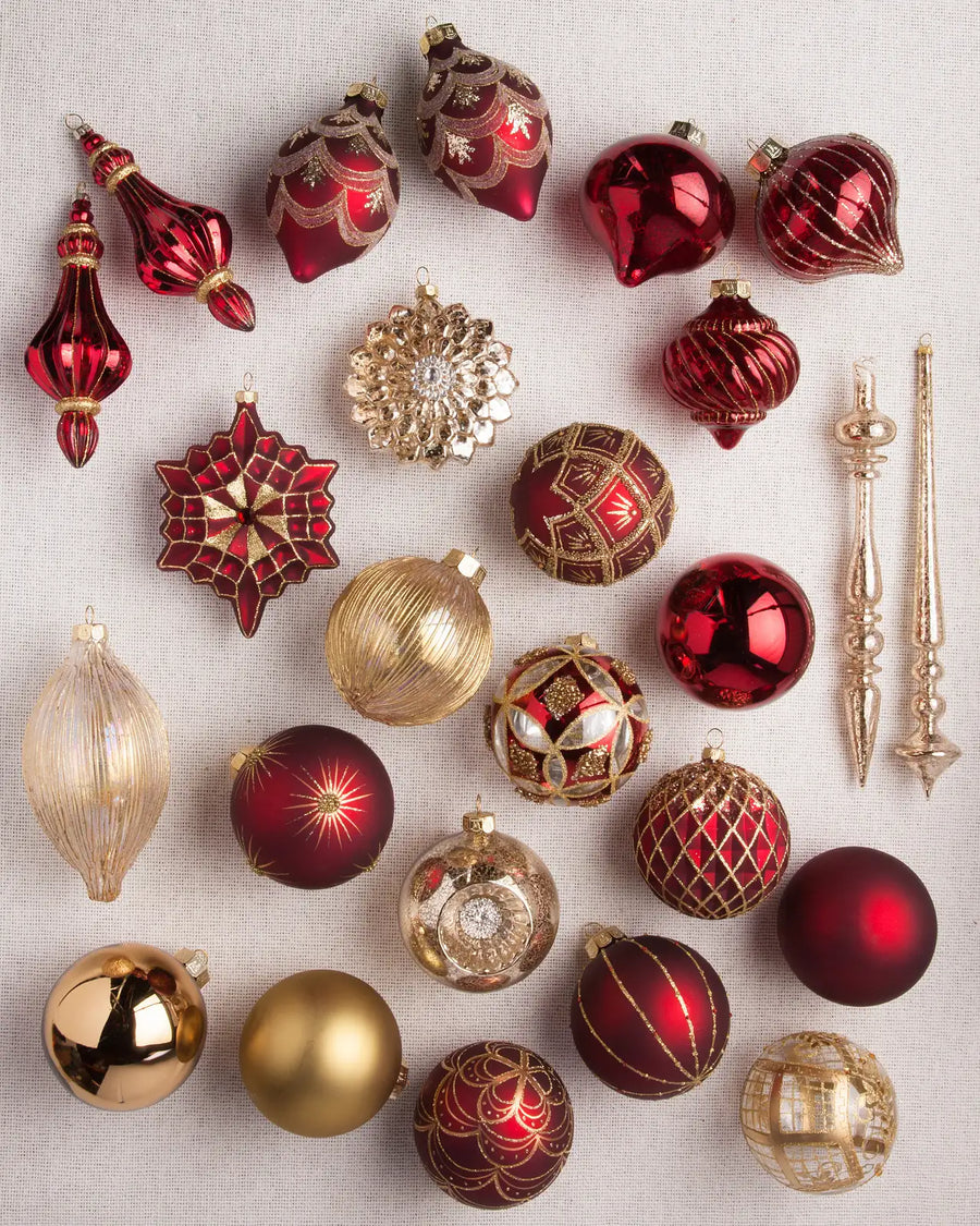 Kit 24 Enfeites para Árvore de Natal Vermelho e Dourado com Bolas e Pendentes Decorativos