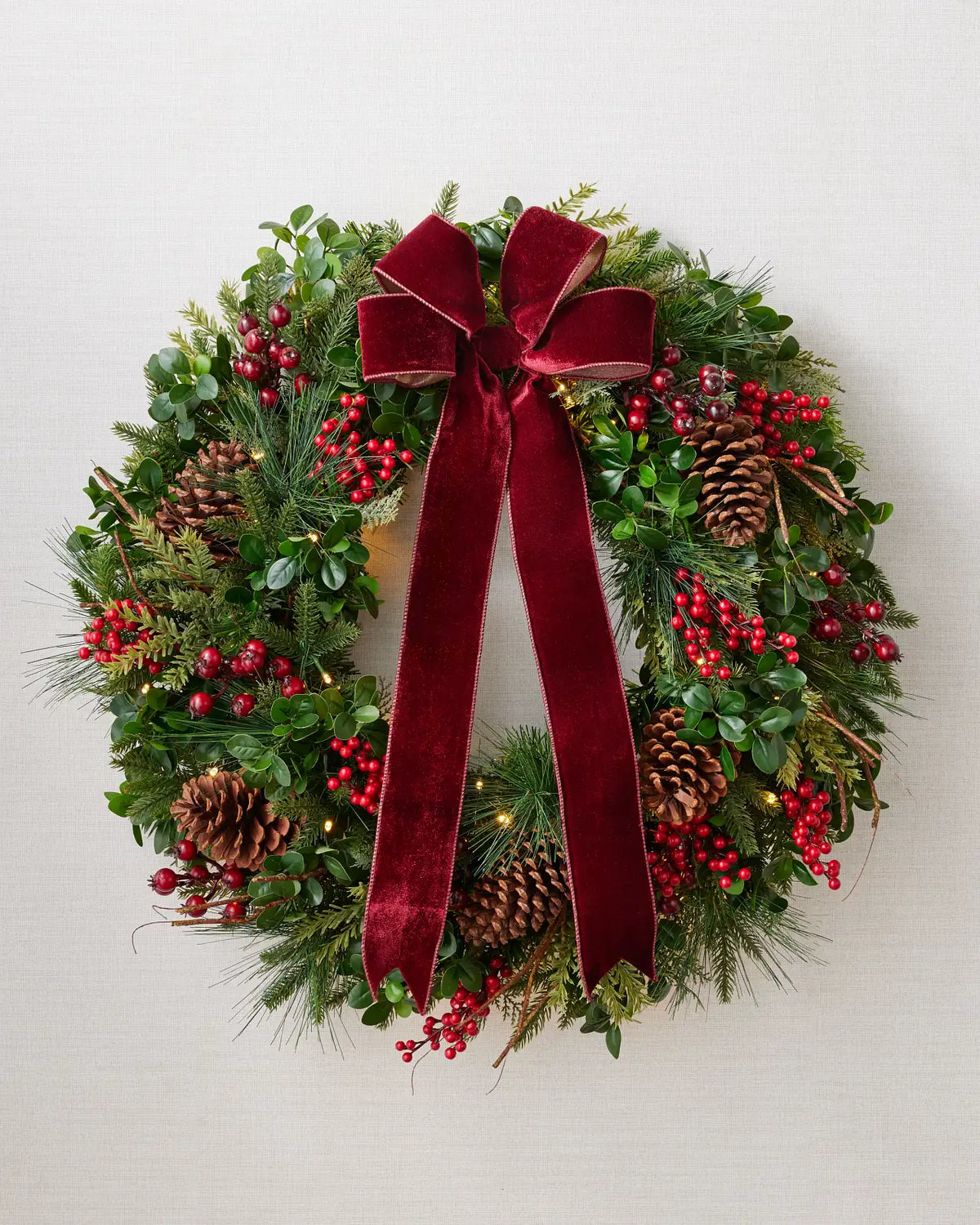 Guirlanda de Natal 90 cm com LED, Laço Bordô, Pinhas e Frutas Vermelhas